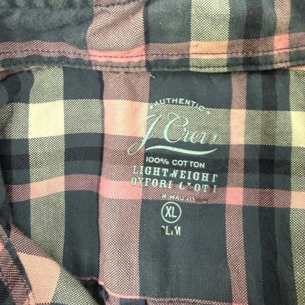 J. Crew Casual Pink and Navy Plaid Shirt Women’s‎ XL